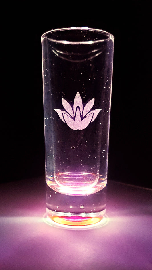 Li Ren Emblem Tinted Shot Glass